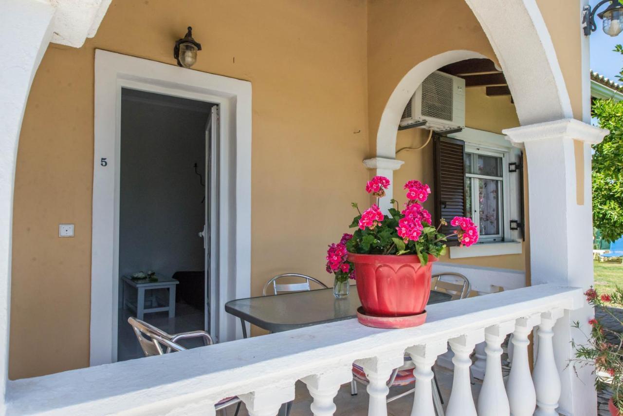 Villa Eleni Holidays Resort With Swimming Pool, Сидарион Экстерьер фото