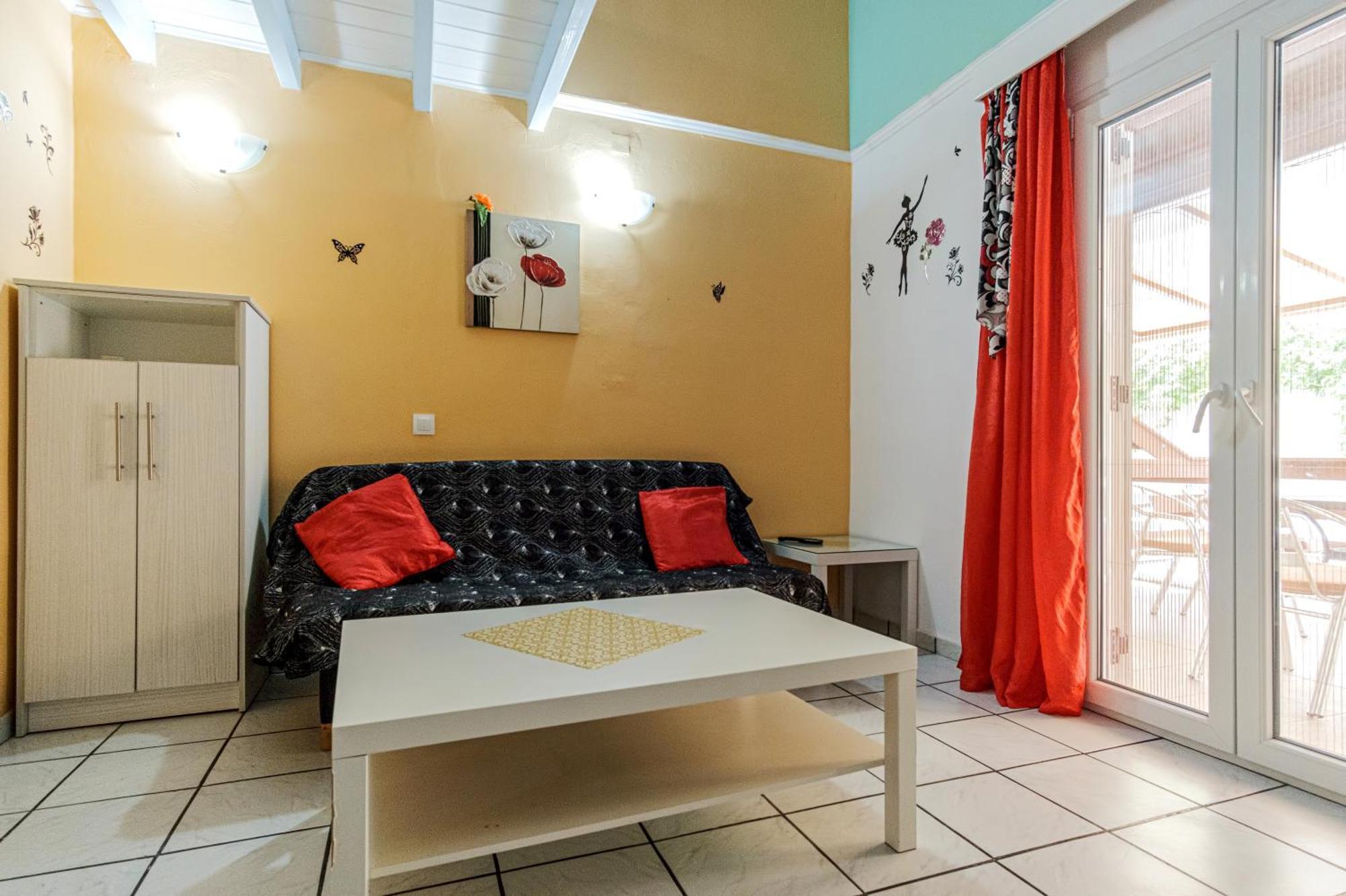 Villa Eleni Holidays Resort With Swimming Pool, Сидарион Экстерьер фото